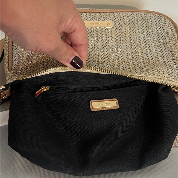 Aldo Everyday Bag - Picture 9 of 17